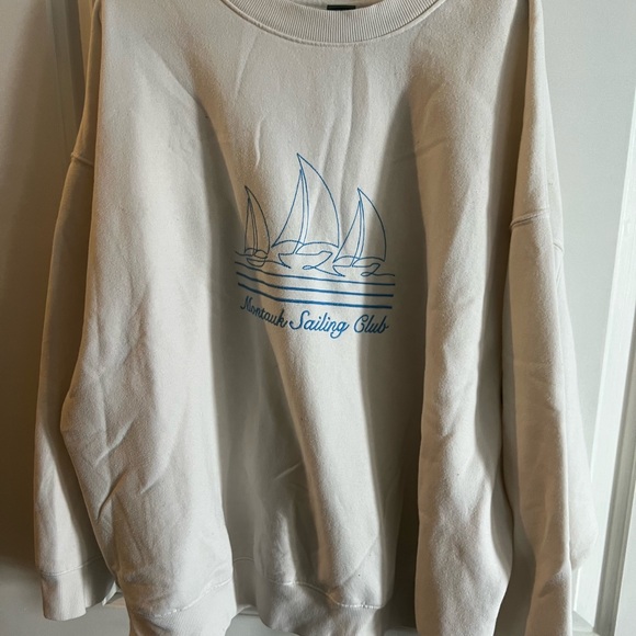 wild fable Other - Wild Fable White and Blue Crewneck Sweater